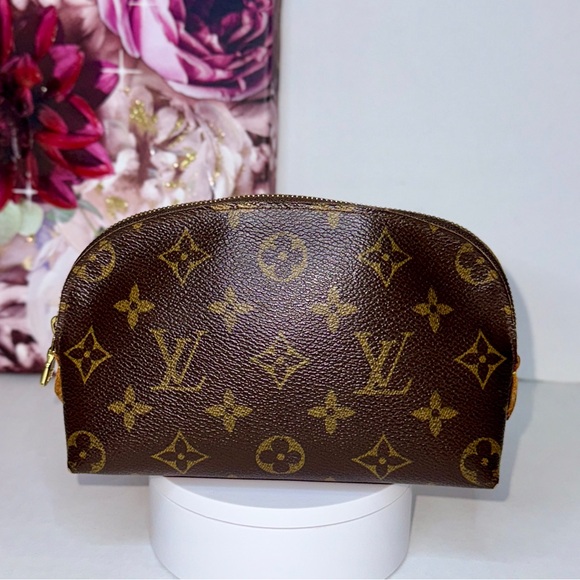 Louis Vuitton Demi Monogram Cosmetic pouch - Picture 11 of 11
